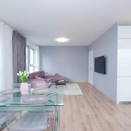 شقة Danubius One - Spacious W Free Parking *