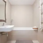 Danubius One - Spacious W Free Parking Братислава